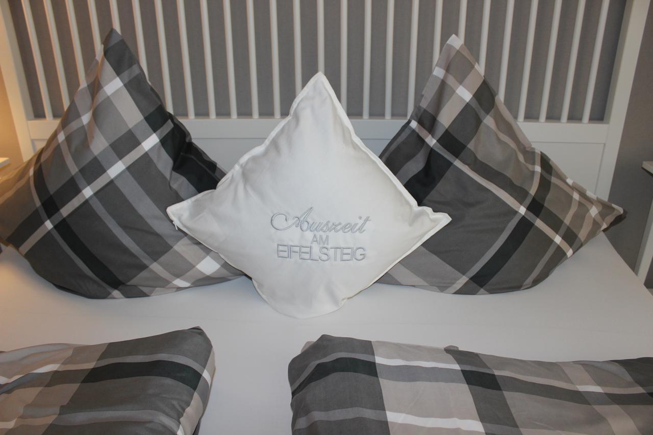 Auszeit Am Eifelsteig Hotel เดาน์ ภายนอก รูปภาพ
