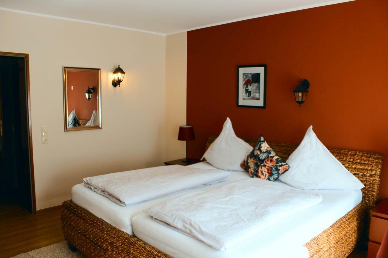 Auszeit Am Eifelsteig Hotel เดาน์ ภายนอก รูปภาพ